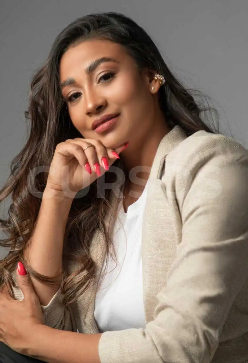 Curso de manicura en Medellín profesional y perfeccionamiento avanzado